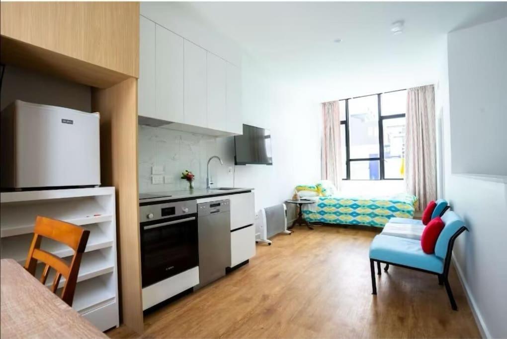 Newly Built In Cbd Apartment Wellington