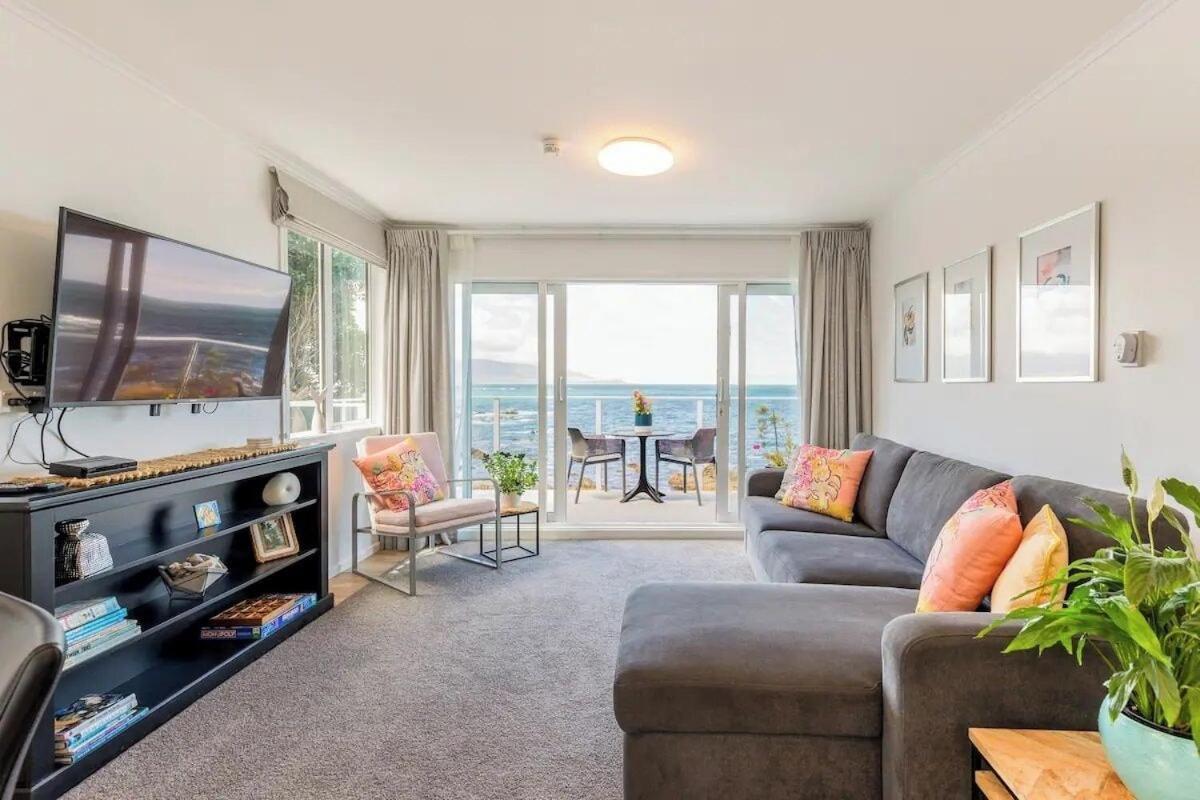 Oceanfront Escape Apartment Wellington