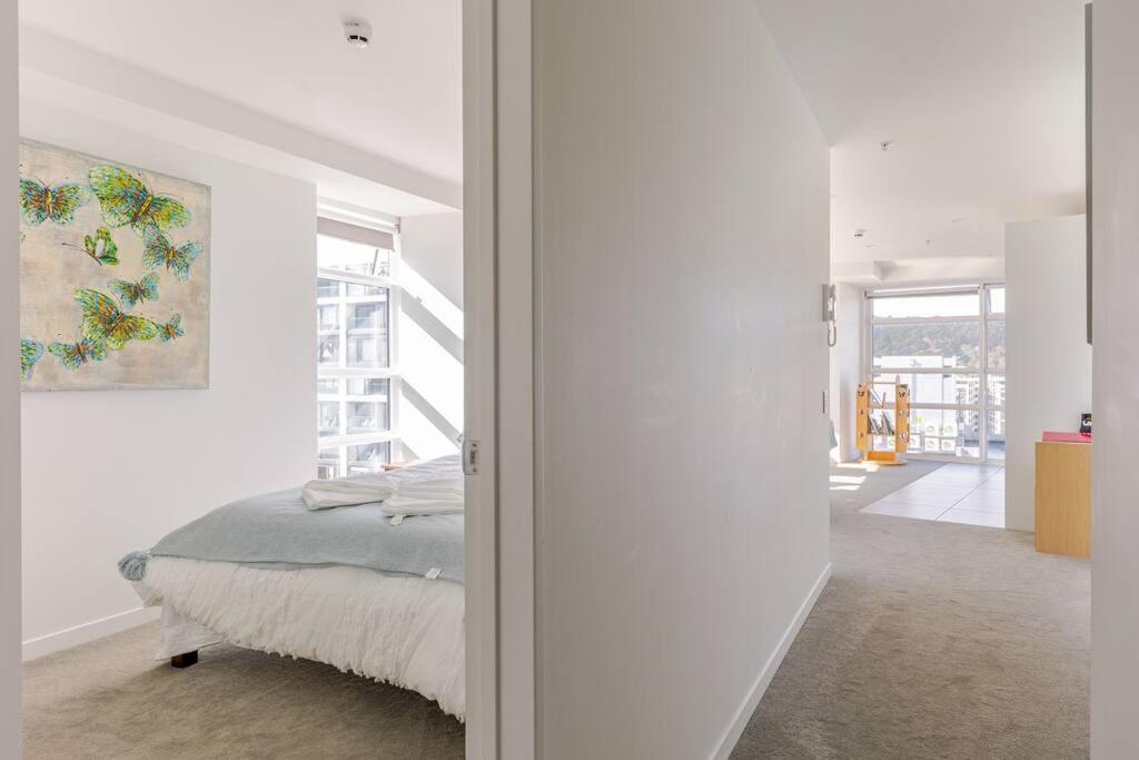 Apartment Harbor View Two Bedroom At Pinnacle Wellington