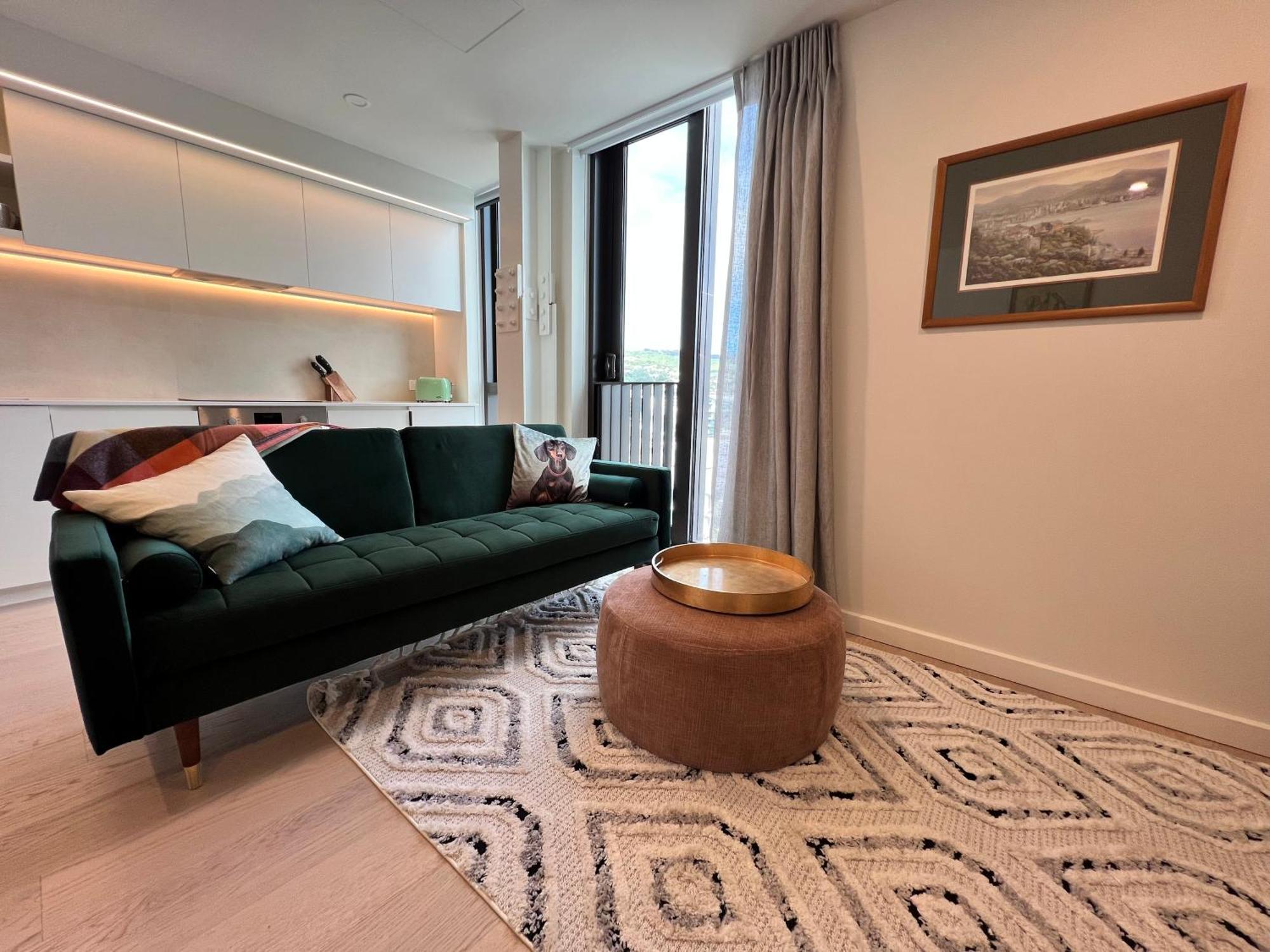 Hyde Lane Retreat Apartment *