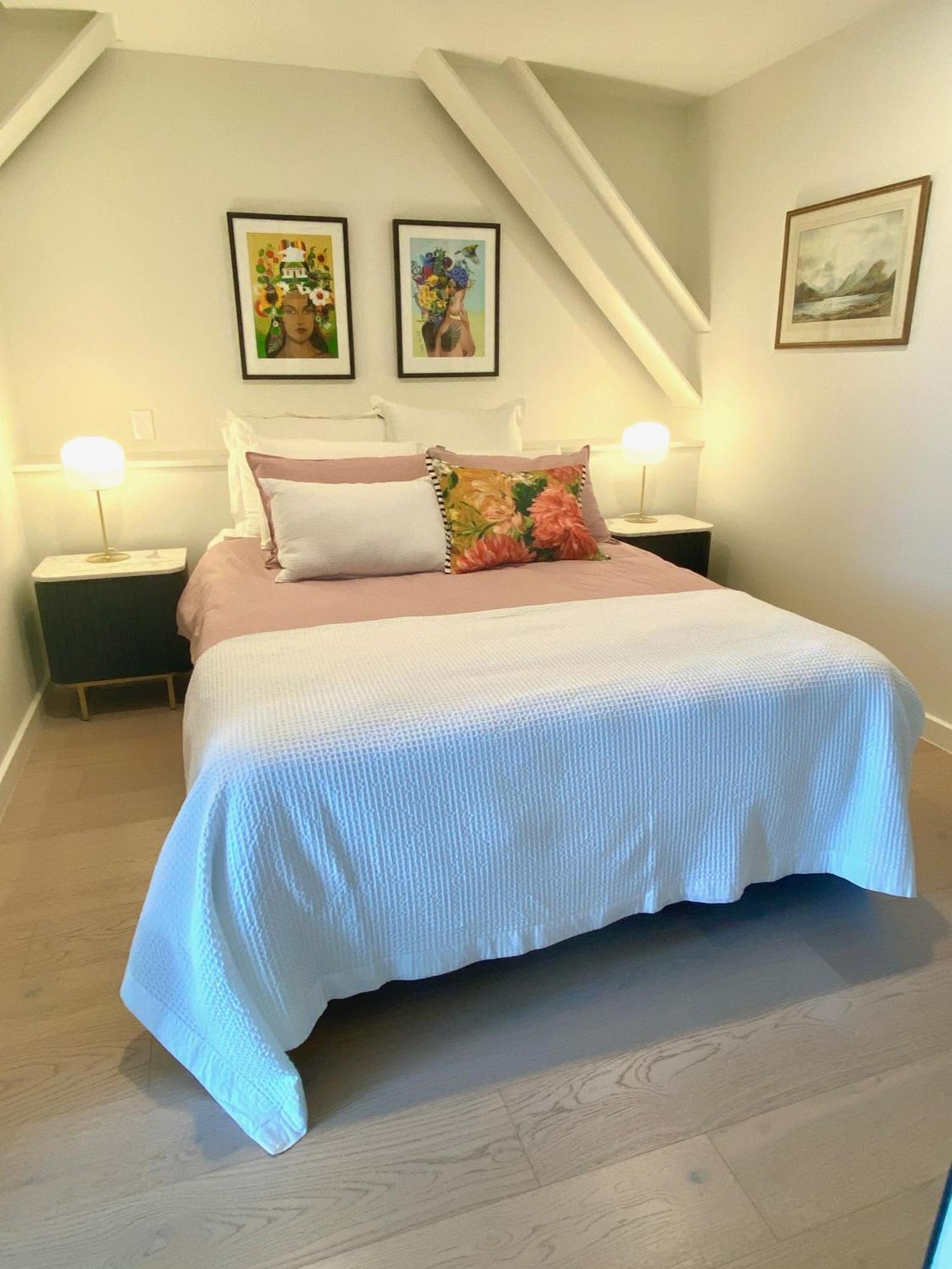 Hyde Lane Retreat