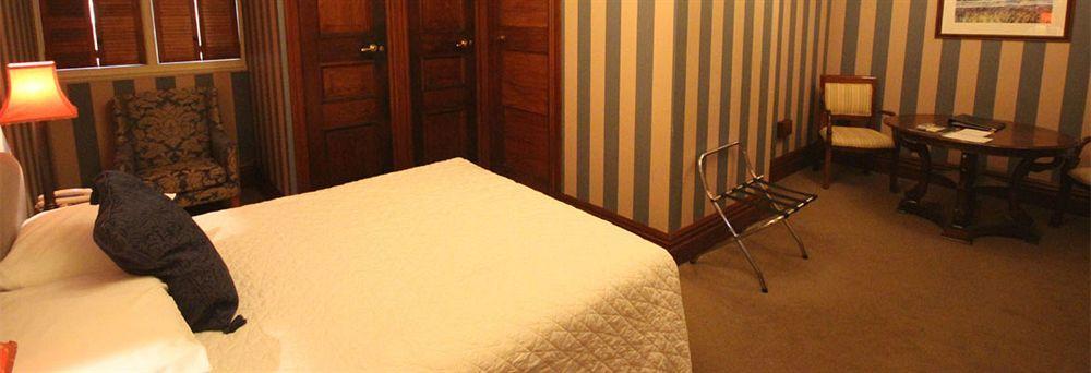 Wellesley Boutique Hotel 4*