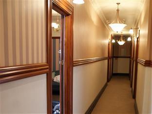 Wellesley Boutique Hotel